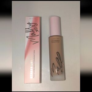 Mally XO - Stress Less Performance Foundation - Tan - NIB